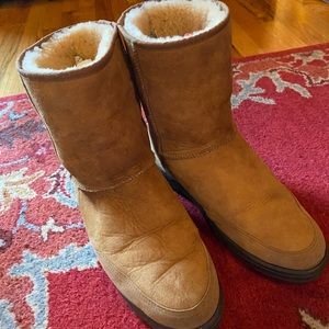 Men’s Ugg Boots (size 10)